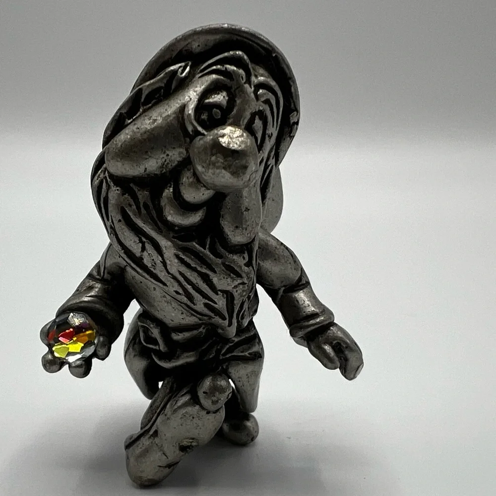 Snow White 60th Anniversary Sleepy Pewter Figurine Without Pick Collectibles